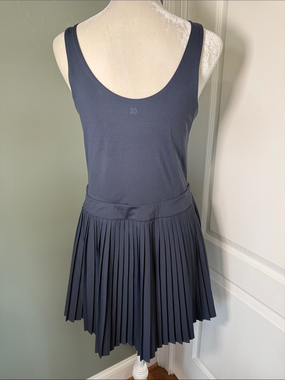 All In Motion Pleated Athletic Dress Built-In Rear access Shorts Navy Large - Picture 3 of 15